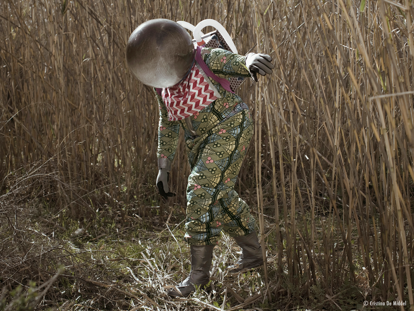 CRISTINA DE MIDDEL: THE AFRONAUTS – Daylight Books CRISTINA DE MIDDEL: THE AFRONAUTS – Daylight Books